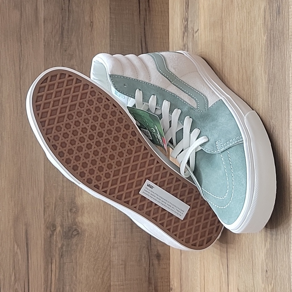 Van's SK8-Hi Brand new in the box - Picture 4 of 16
